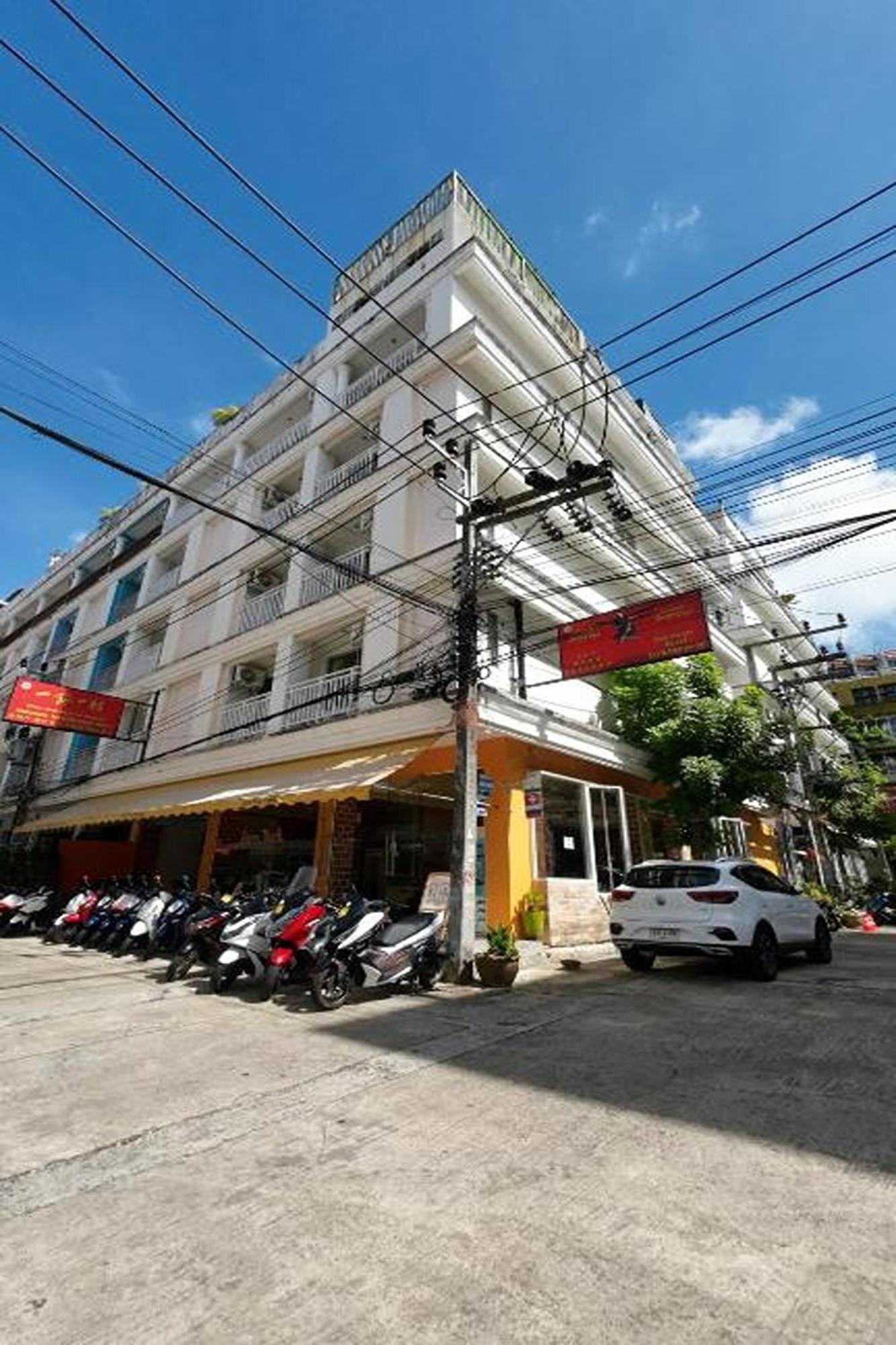 One World One Home Patong 2 外观 照片